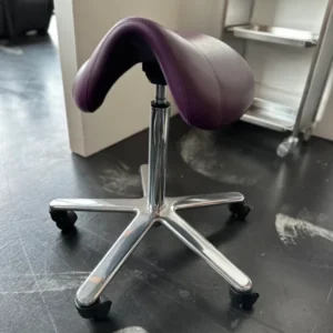 Ausstellungsstück 28 Sattelhocker– Nur 1 Stück verfügbar